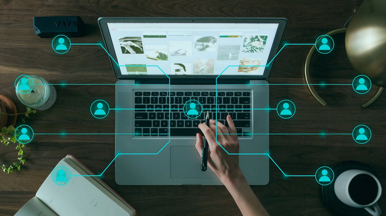 Agence cross media : les avantages du cross-média pour les entreprises