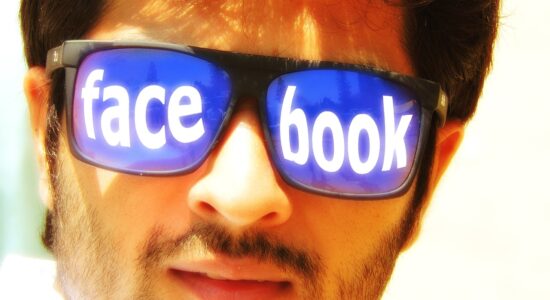 Avantages_du_marketing_Facebook_pour_le_B2C,_le_B2B_et_le_commerce_électronique