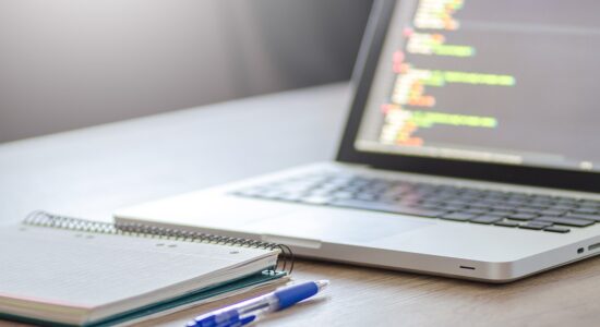 Comment_créer_une_enseigne_d_entreprise_originales_et_efficace_?