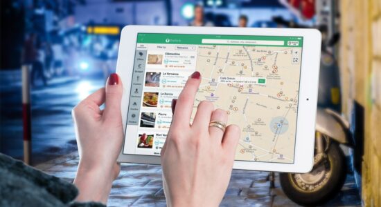 Conseils_de_Google_Maps_pour_vous_aider_à_planifier_et_à_économiser_sur_votre_prochain_voyage_en_voiture